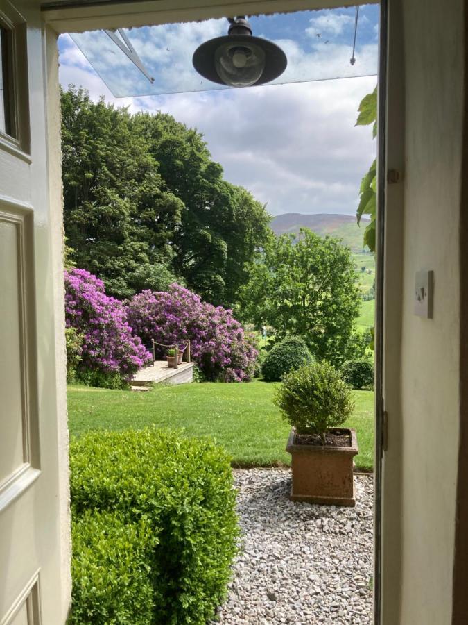 Plas Yn Yale With Mountain Views From All Windows Wrexham Exterior foto