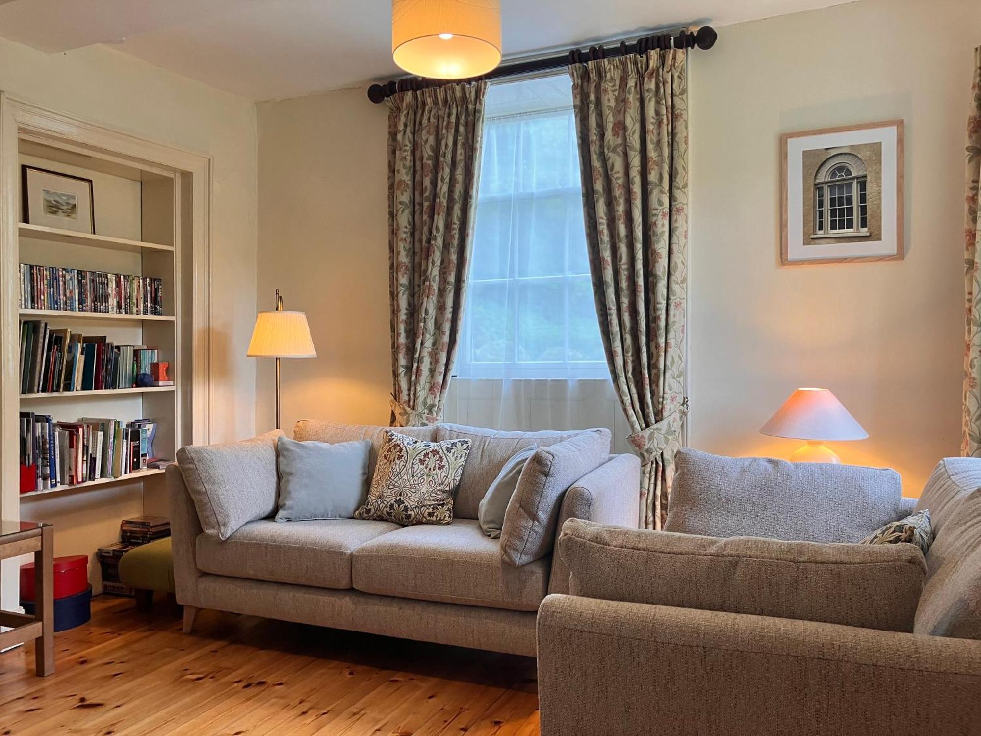 Plas Yn Yale With Mountain Views From All Windows Wrexham Exterior foto